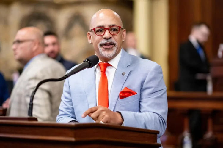 Five House Dems call for regular inspections of firearm dealers